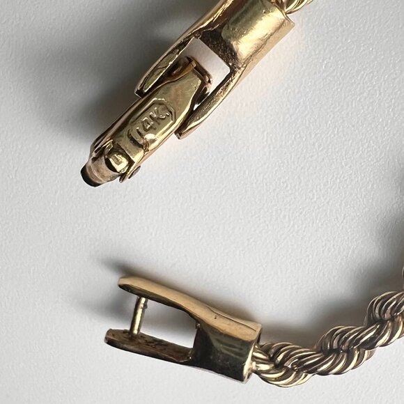 VTG 14KGold Pendant Watch with Floral Motif encrusted Rubies, Emeralds & Diamond - Picture 4 of 13